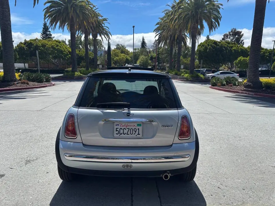 2003 MINI Cooper Cooper photo 5