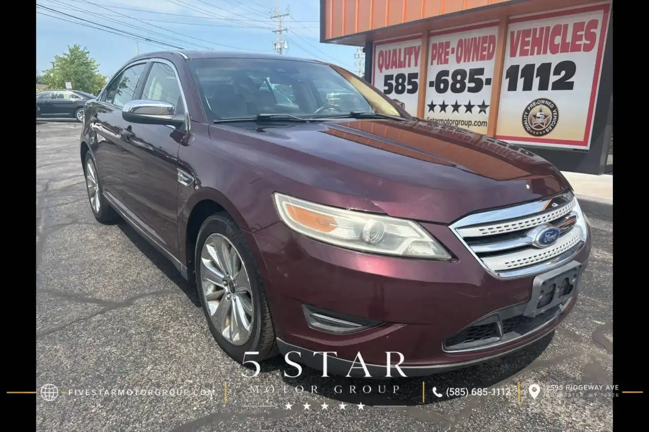 2011 Ford Taurus Limited FWD's photo