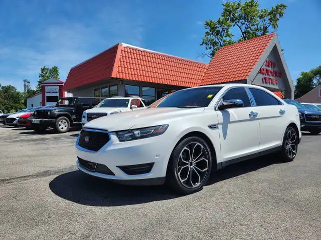 2012 Ford Taurus SHO AWD's photo