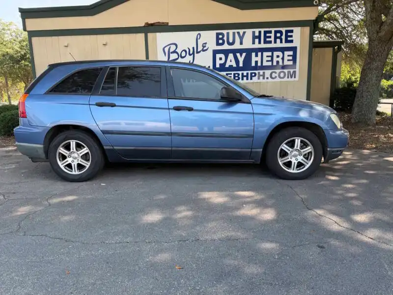 2007 Chrysler Pacifica Base's photo