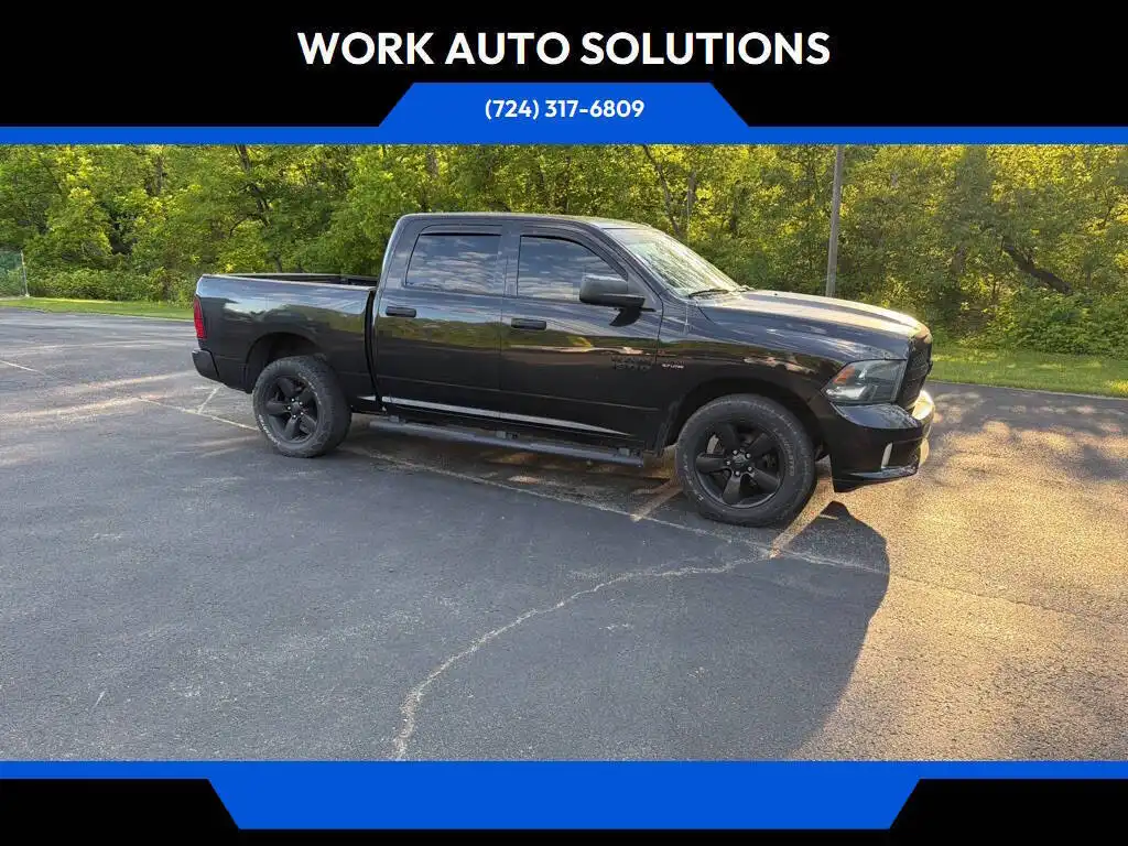 2017 RAM 1500 Express 4x4 Crew Cab 5'7's photo