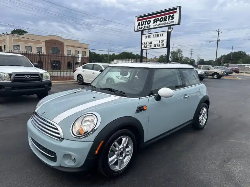2012 MINI Cooper Base's photo