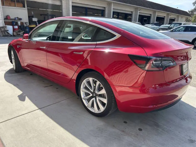2019 Tesla Model 3 Long Range photo 4