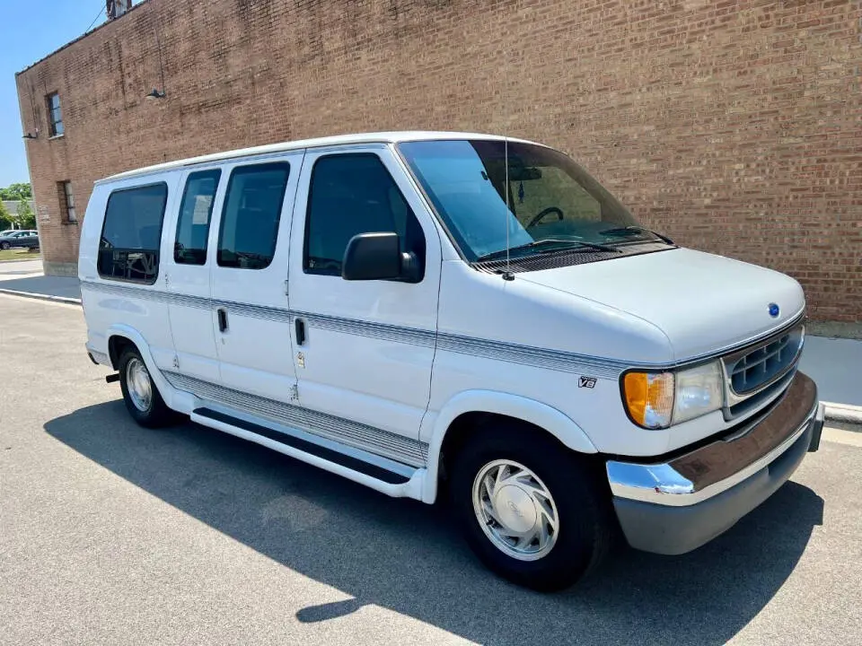 1997 Ford E-Series undefined photo 3
