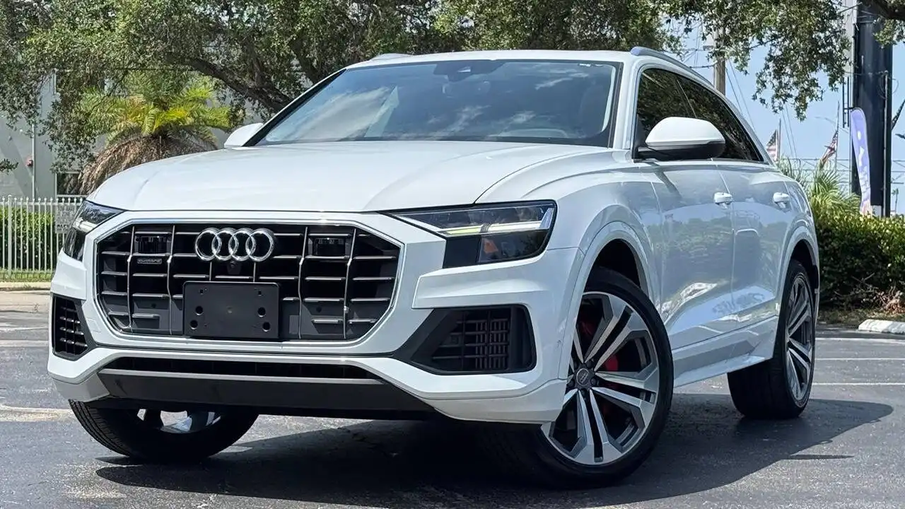 2019 Audi Q8 3.0T Premium Plus Tiptonic quattro's photo