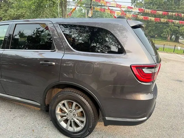2018 Dodge Durango SXT AWD photo 5
