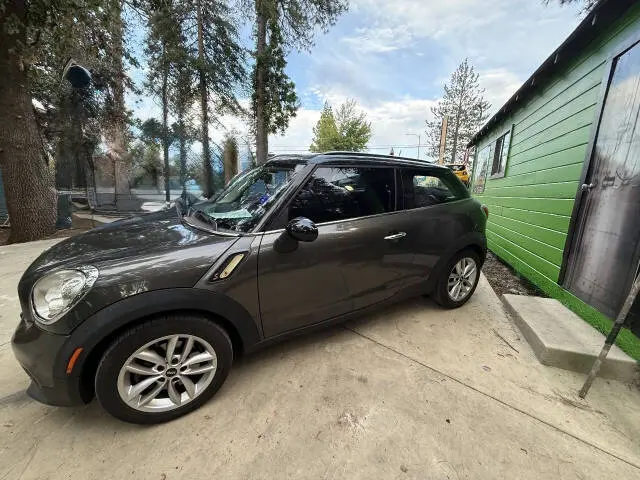 2013 MINI Paceman S photo 3