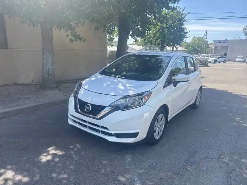 2017 Nissan Versa Note 1.6 SV CVT's photo