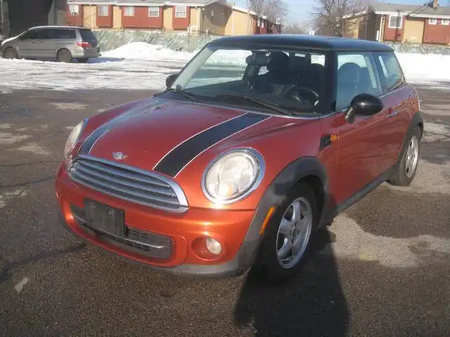 2011 MINI Cooper Base's photo