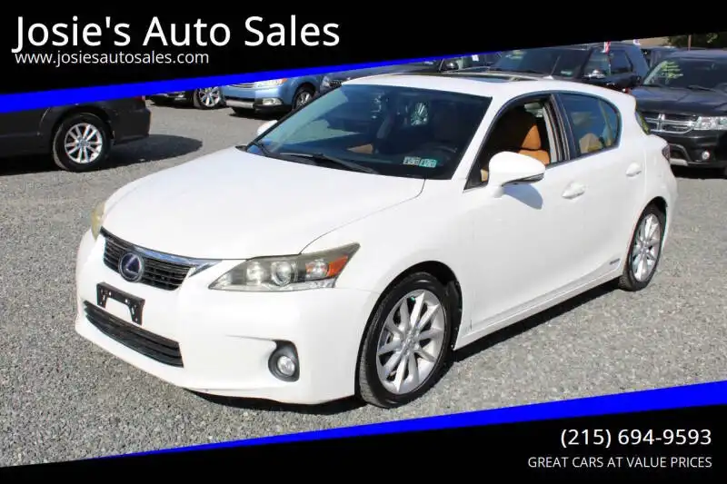 2012 Lexus CT 200h 200h Premium's photo