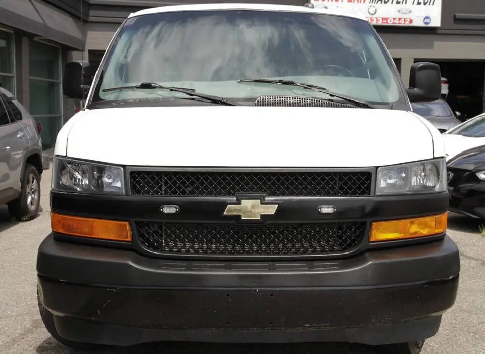 2021 Chevrolet Express 2500 Work Van HD photo 3