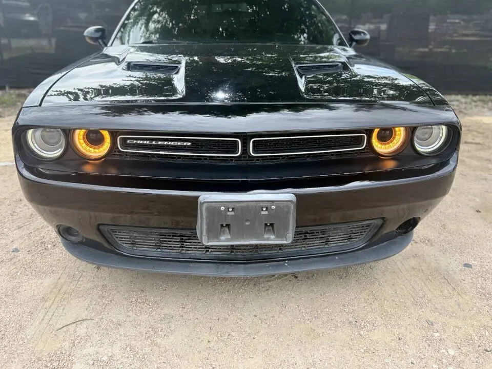 2018 Dodge Challenger SXT photo 4