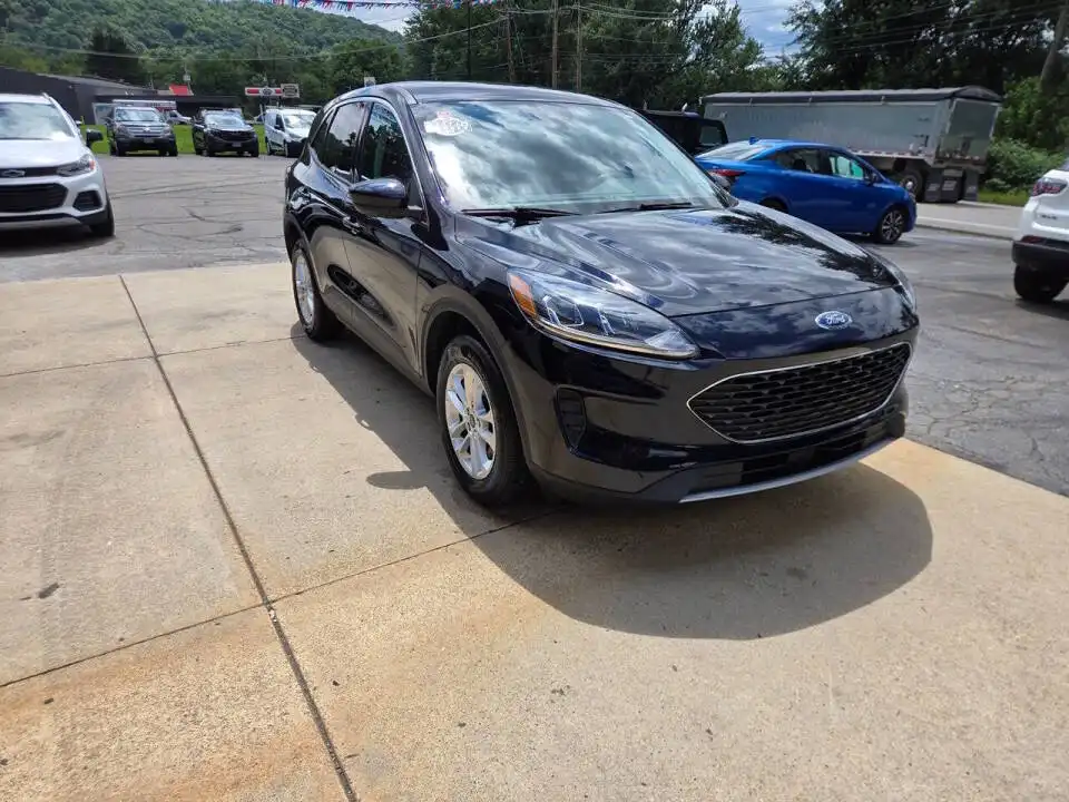 2021 Ford Escape SE AWD's photo