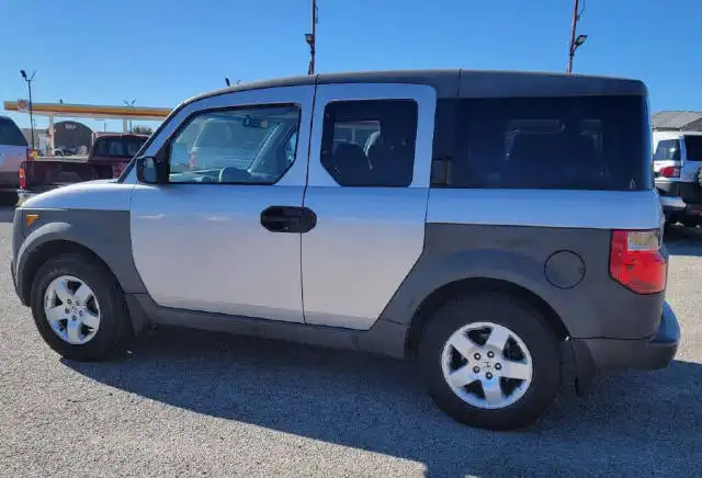 2004 Honda Element EX 2WD AT's photo