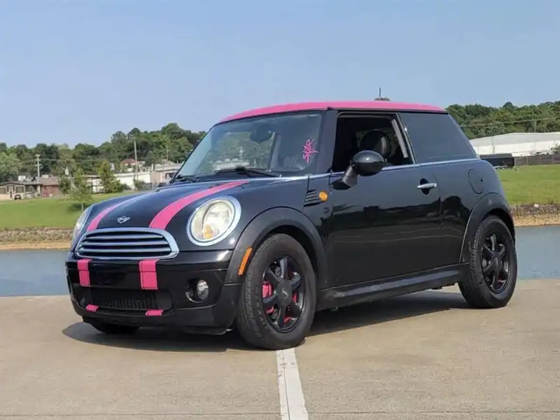 2010 MINI Cooper Base's photo