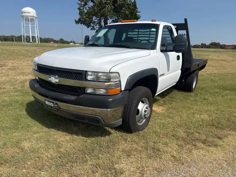2001 Chevrolet Silverado 1500 3500 Regular Cab LWB DRW's photo