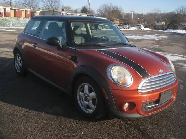 2011 MINI Cooper Base photo 3