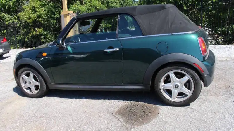 2009 MINI Cooper Base's photo