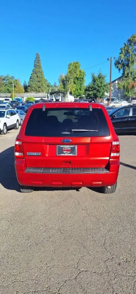 2012 Ford Escape XLT photo 4