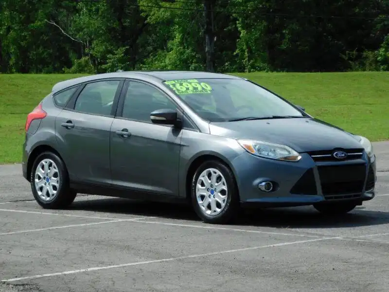2012 Ford Focus 5 Door Hatch SE's photo