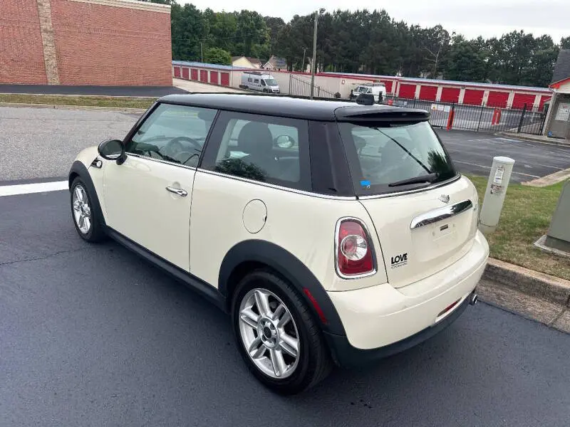 2012 MINI Cooper Base photo 3
