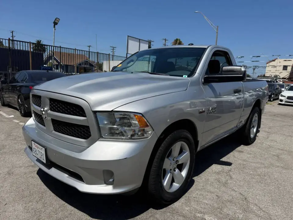 2014 RAM 1500 Express Regular Cab photo 4