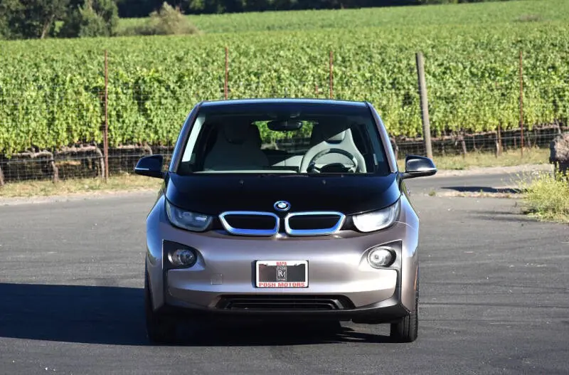 2015 BMW i3 0.6 Range Extender Mega World photo 3