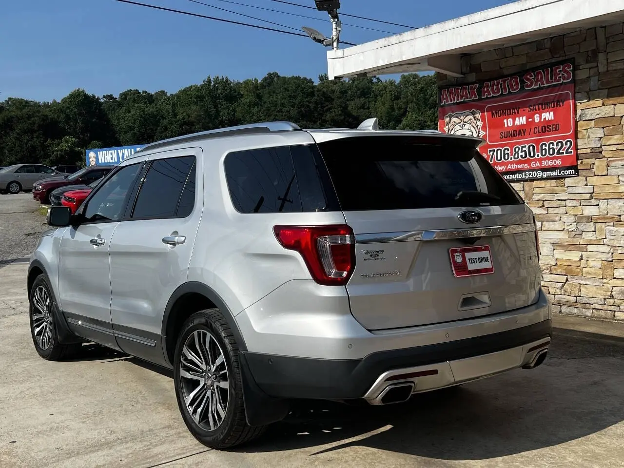 2017 Ford Explorer Platinum 4WD photo 4