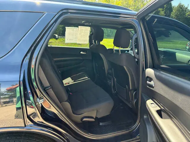2023 Dodge Durango SXT AWD Plus photo 4