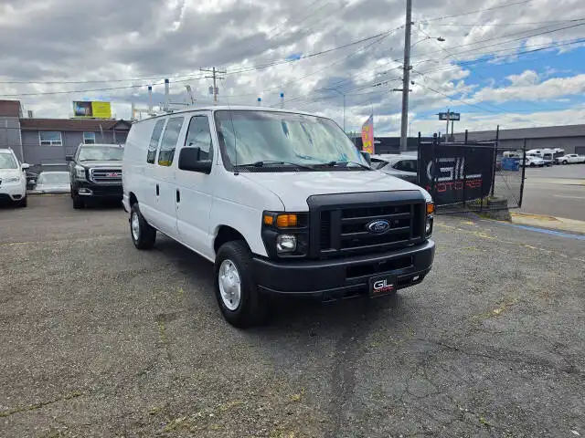 2008 Ford E-Series E-250 Van's photo