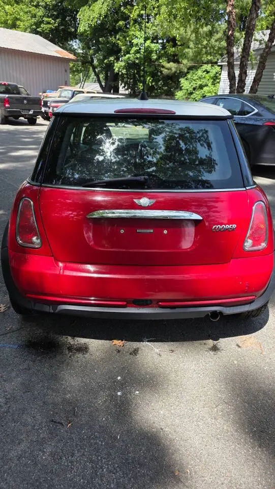 2005 MINI Cooper Base photo 5