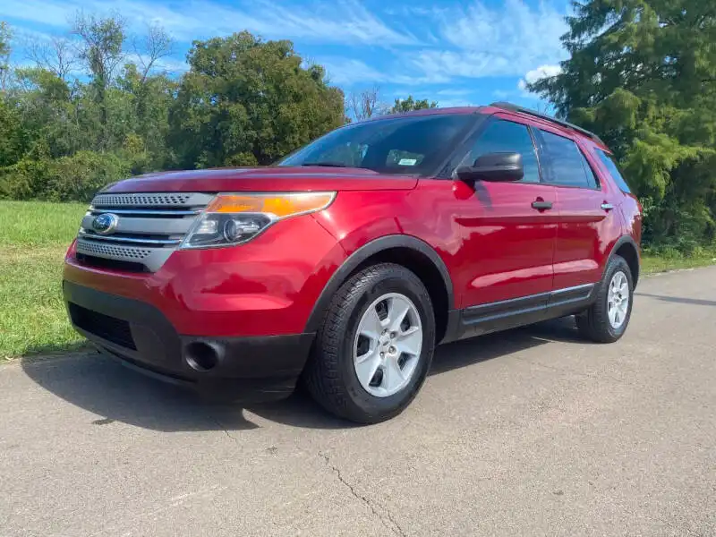 2013 Ford Explorer Base's photo