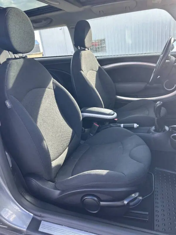 2007 MINI Cooper S photo 5