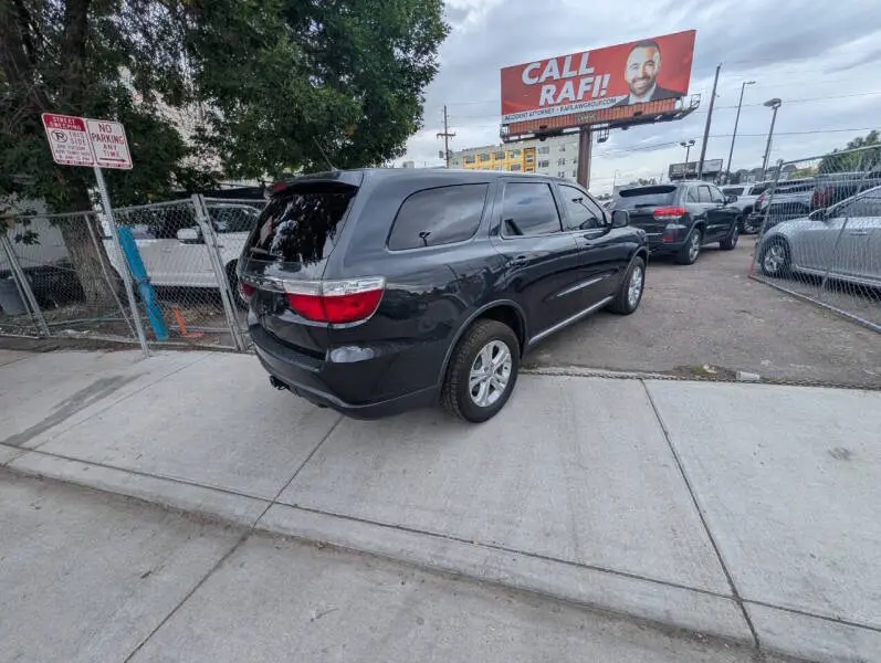 2013 Dodge Durango SXT AWD photo 5