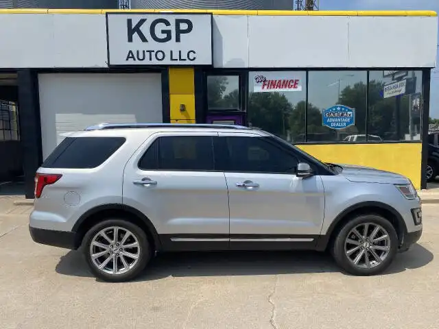 2016 Ford Explorer Limited 4WD's photo