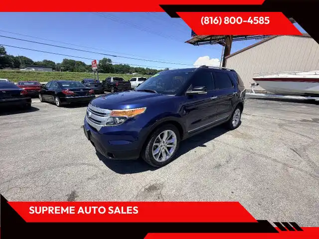 2012 Ford Explorer XLT's photo