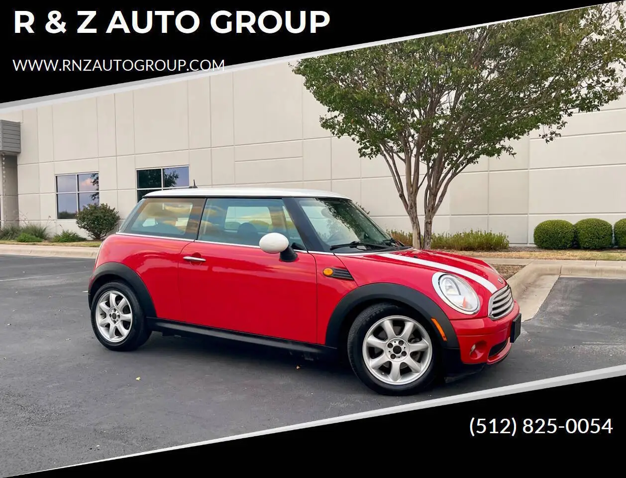 2010 MINI Cooper Base photo 1