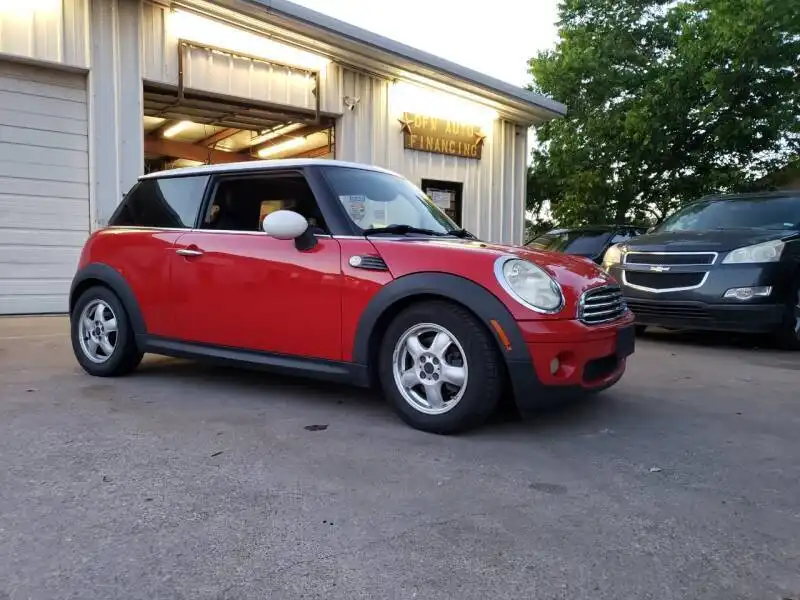 2009 MINI Cooper Base's photo