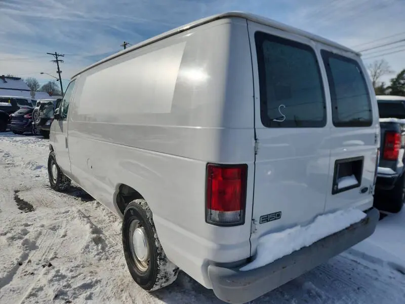 1999 Ford E-Series E-150 VAN photo 3