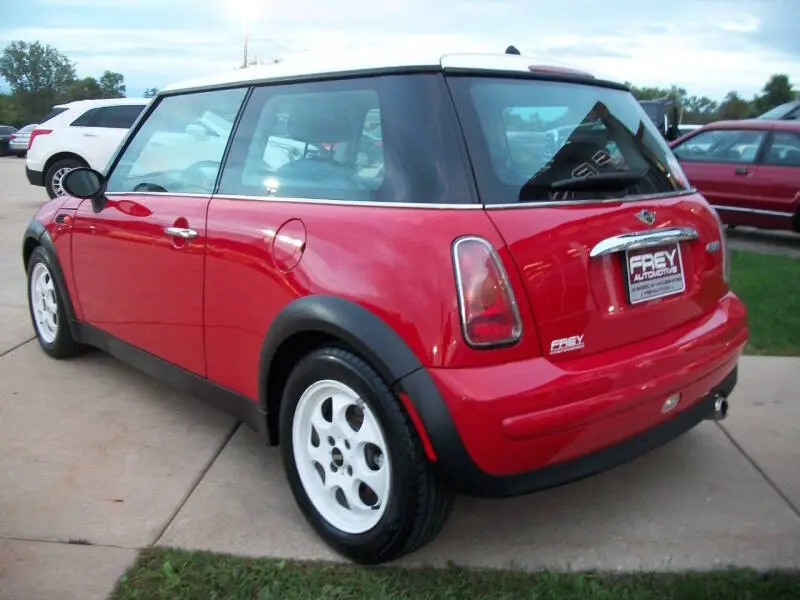 2002 MINI Cooper Cooper photo 4