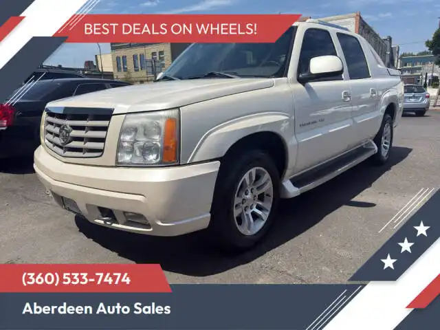 2005 Cadillac Escalade EXT Base's photo