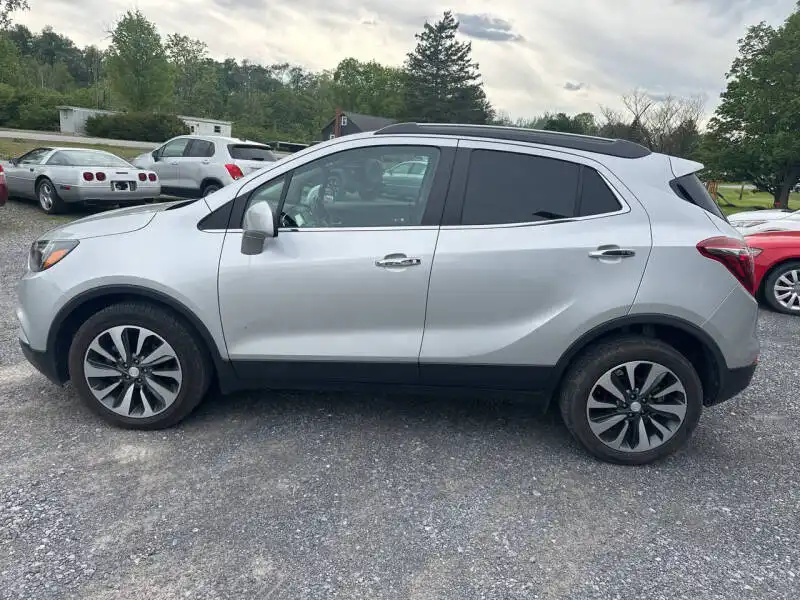 2021 Buick Encore Preferred's photo