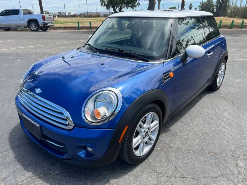 2012 MINI Cooper Base photo 3
