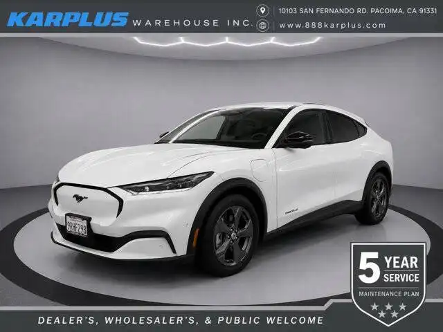 2023 Ford Mustang-Mach-e Select's photo
