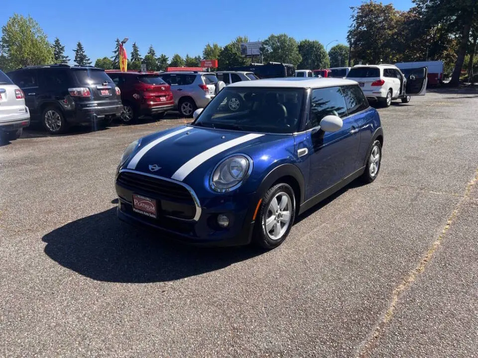 2016 MINI Cooper Base photo 4