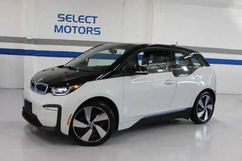 2021 BMW i3 Base's photo