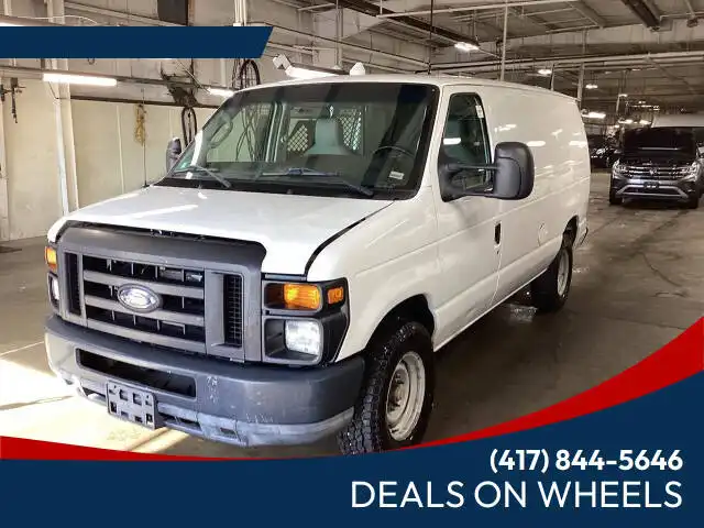 2011 Ford E-Series E-250 Van's photo