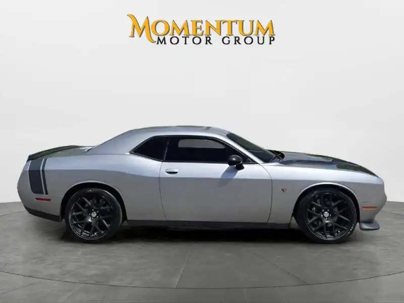 2015 Dodge Challenger Scat Pack's photo