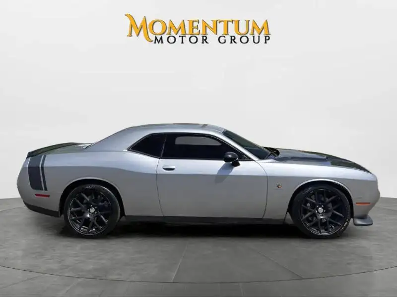 2015 Dodge Challenger Scat Pack's photo