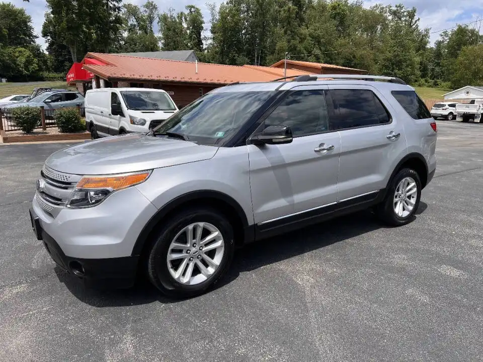 2012 Ford Explorer XLT 4x4's photo